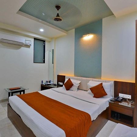 Hotel Tilak Bhopal Exterior photo