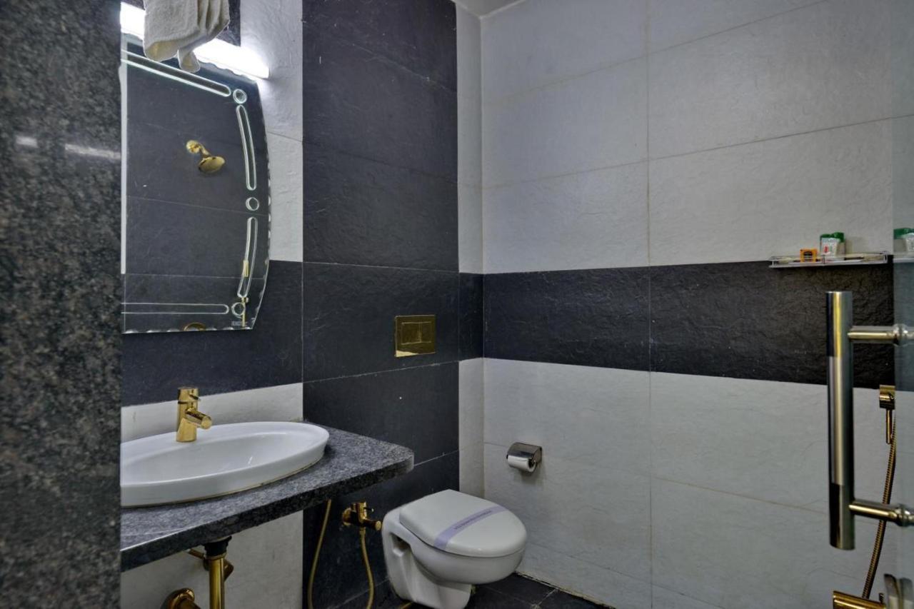 Hotel Tilak Bhopal Exterior photo