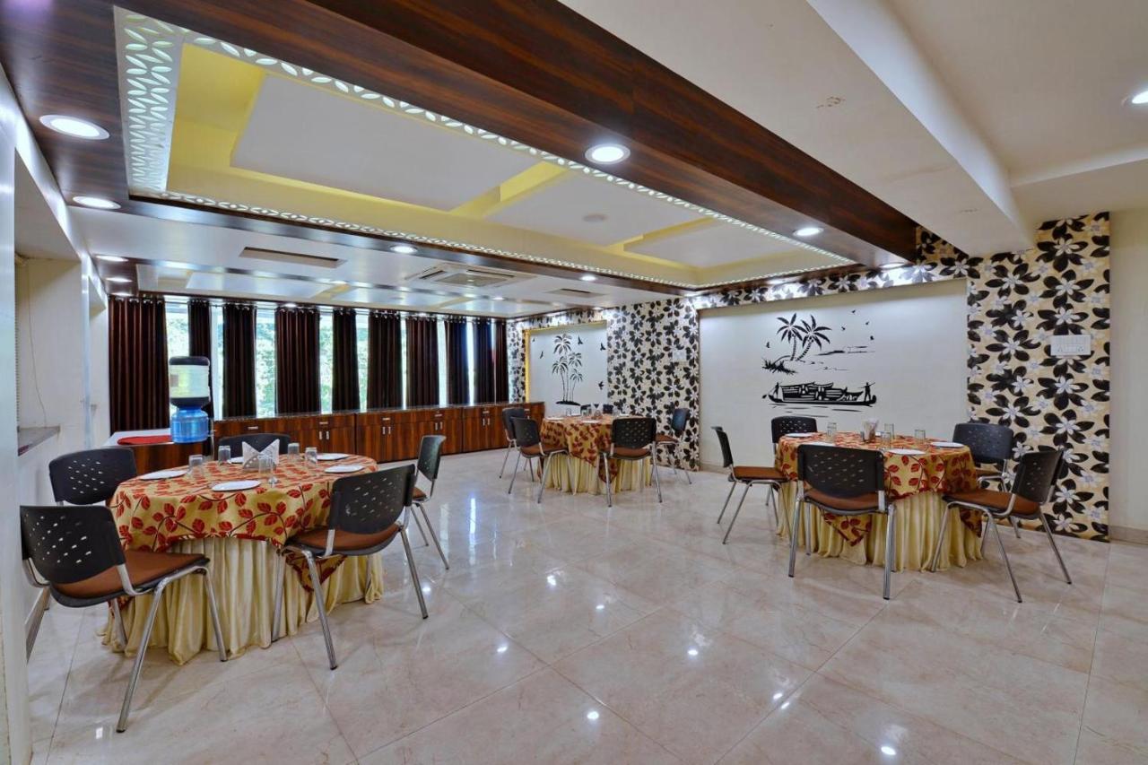 Hotel Tilak Bhopal Exterior photo