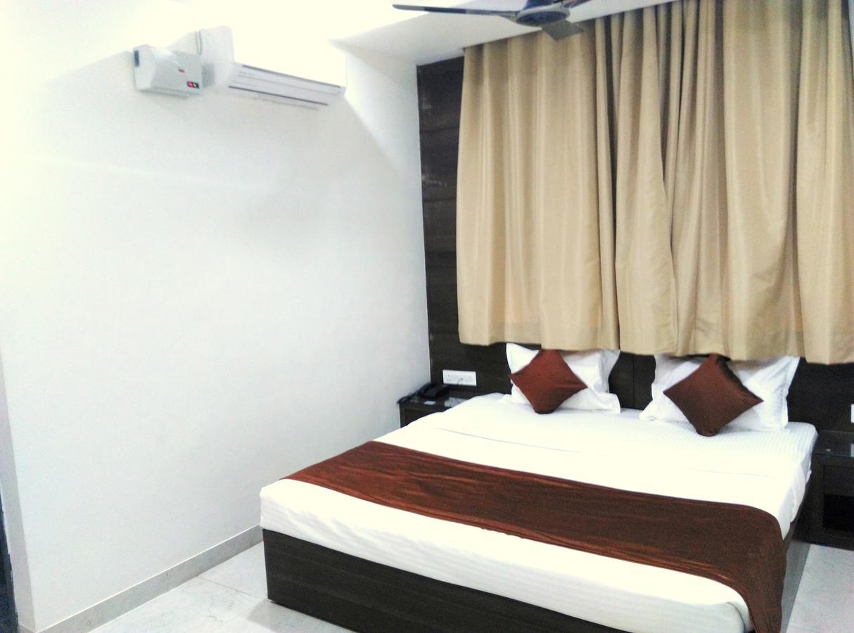 Hotel Tilak Bhopal Exterior photo