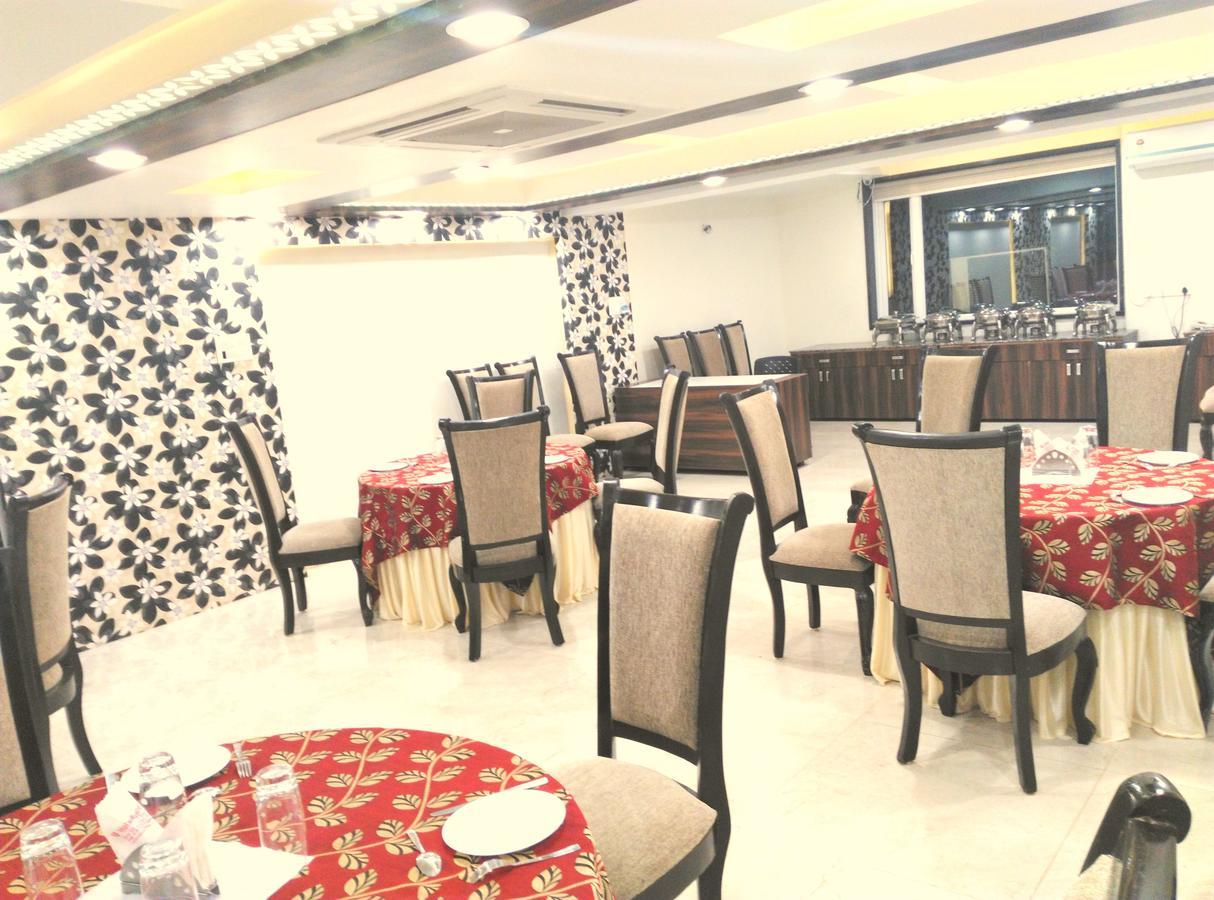 Hotel Tilak Bhopal Exterior photo