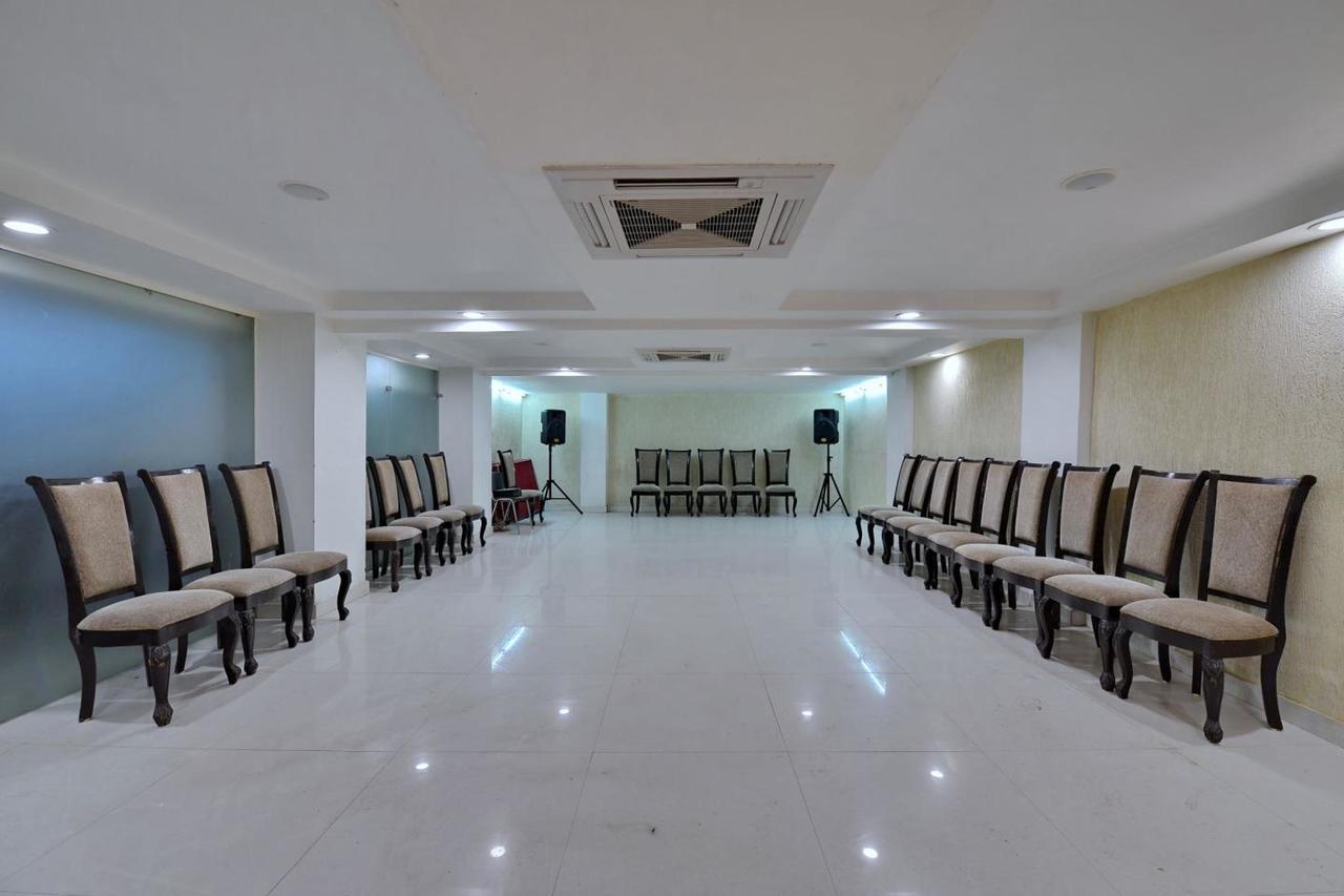 Hotel Tilak Bhopal Exterior photo