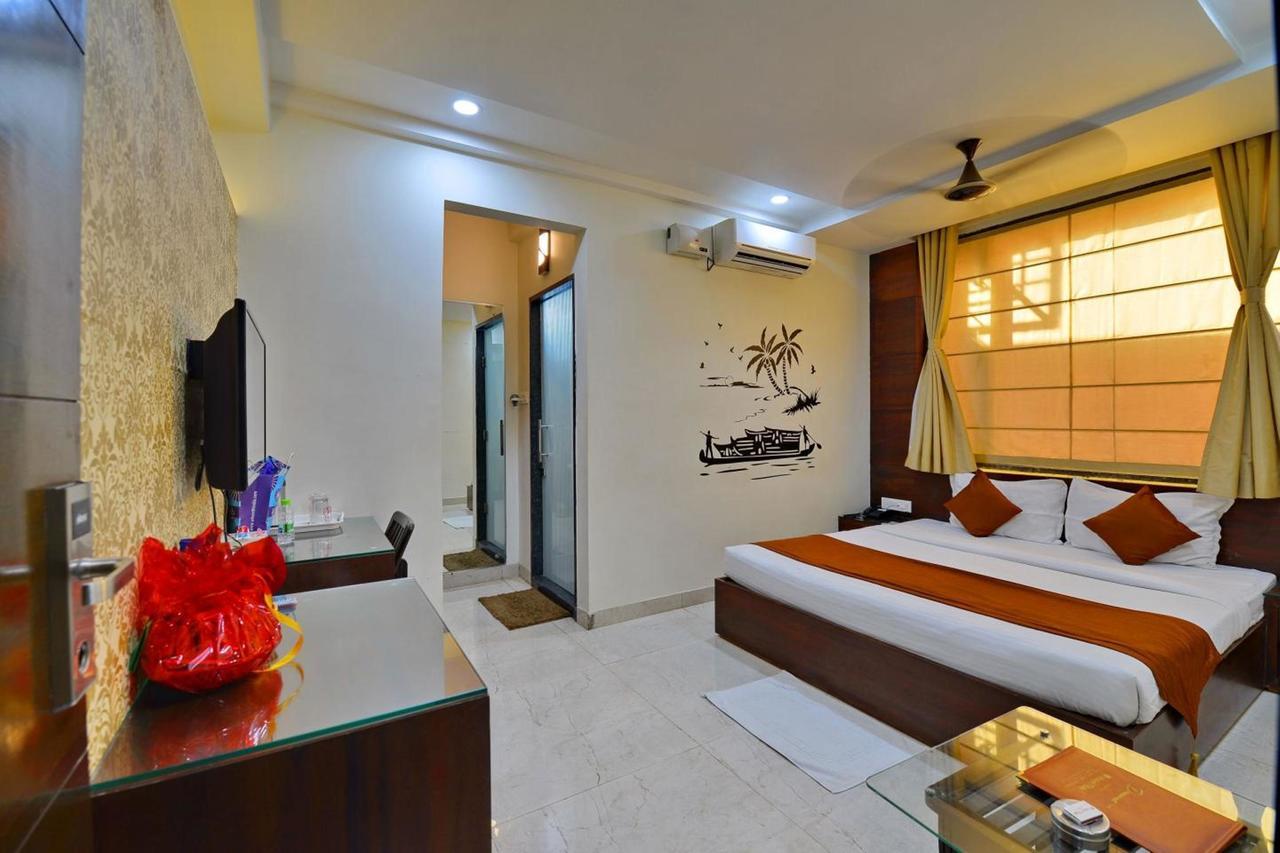 Hotel Tilak Bhopal Exterior photo